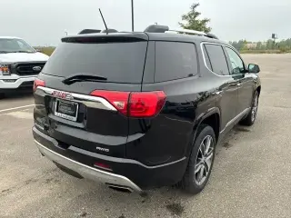 GMC Acadia 2019 4x4 Denali 4p SUV