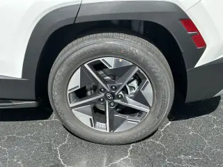 Hyundai TUCSON 2025 SEL Convenience 4p SUV