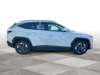 Hyundai TUCSON 2025 SEL Convenience 4p SUV
