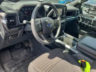 Ford F-150 2023 4x2 XL 4p SuperCab 6.5 pies SB