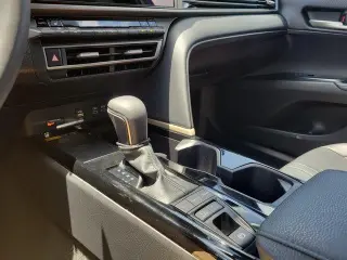 Toyota Camry 2025 XSE 4p Sedan
