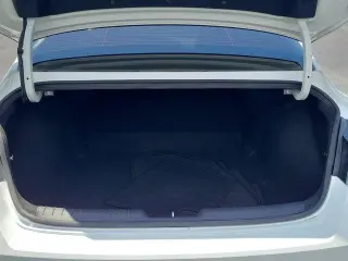 Hyundai ELANTRA 2022 SEL 4p Sedan
