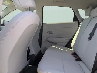 Hyundai KONA 2026 SE 4p SUV