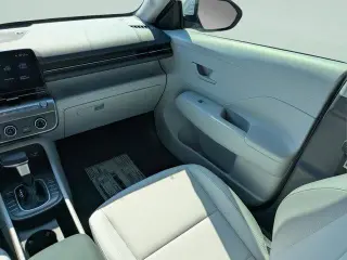 Hyundai KONA 2026 SE 4p SUV
