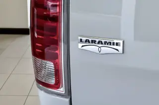 Ram 2500 2018 4x4 Laramie 4dr Crew Cab 6.3 ft. SB Camioneta