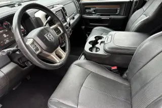 Ram 2500 2018 4x4 Laramie 4dr Crew Cab 6.3 ft. SB Camioneta