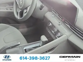 Hyundai ELANTRA 2024 SEL 4p Sedan
