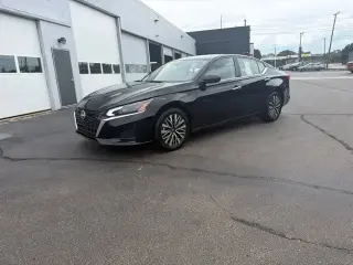 Nissan Altima 2025 2.5 SV 4p Sedan