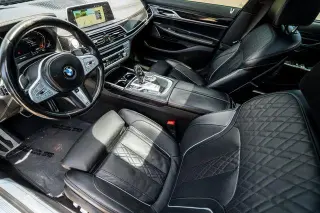 BMW Serie 7 2021 740i 4p Sedan