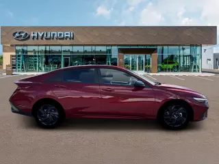 Hyundai ELANTRA 2026 SEL Sport 4p Sedan