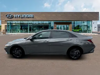 Hyundai ELANTRA 2026 SEL Sport 4p Sedán