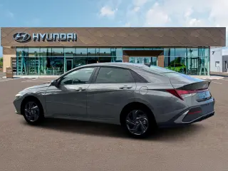 Hyundai ELANTRA 2026 SEL Sport 4p Sedán