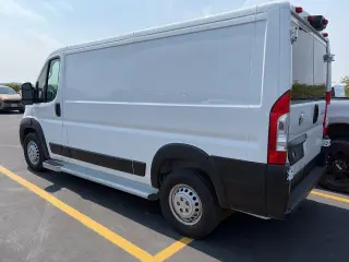 Ram ProMaster 2025 Tradesman 2500 136 WB 3dr Low Roof Cargo Van sin asiento para pasajeros