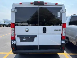 Ram ProMaster 2025 Tradesman 2500 136 WB 3dr Low Roof Cargo Van sin asiento para pasajeros