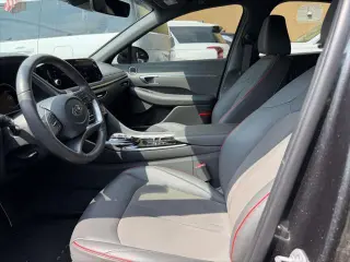 Hyundai SONATA 2023 SEL Plus Sedan de 4 puertas