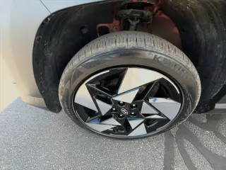 Hyundai KONA 2024 AWD Limited 4p Crossover