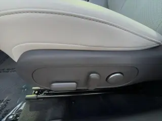 Hyundai KONA 2024 AWD Limited 4p Crossover