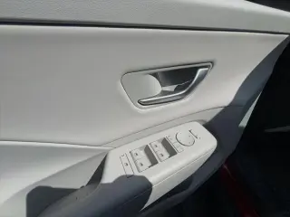 Hyundai KONA 2024 AWD Limited 4p Crossover