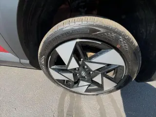 Hyundai KONA 2024 AWD Limited 4p Crossover