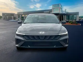 Hyundai ELANTRA 2025 SEL Sport 4p Sedan
