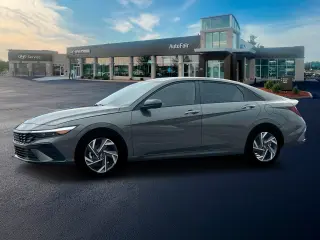 Hyundai ELANTRA 2025 SEL Sport 4p Sedan