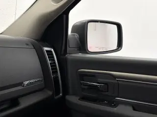 Ram 1500 2018 4x4 SLT 4dr Crew Cab 5.5 ft. SB Pickup