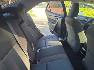 Toyota Corolla 2018 LE 4p Sedán