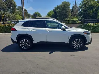 Toyota Corolla Cross 2023 AWD XLE 4p Crossover