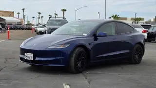 Tesla Model 3 2024 Long Range 4p Sedan