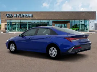 Hyundai ELANTRA 2026 SE 4p Sedan