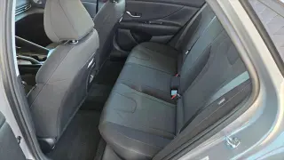 Hyundai ELANTRA 2025 SE Sedán 4p