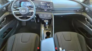 Hyundai ELANTRA 2025 SE Sedán 4p