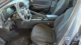 Hyundai ELANTRA 2025 SE Sedán 4p