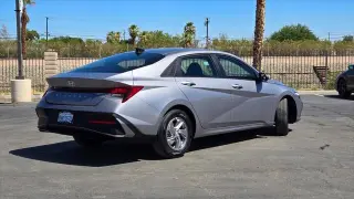Hyundai ELANTRA 2025 SE Sedán 4p