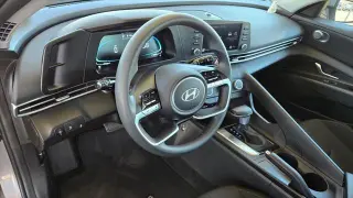 Hyundai ELANTRA 2025 SE Sedán 4p