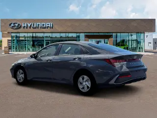 Hyundai ELANTRA 2026 SE Sedán 4p.