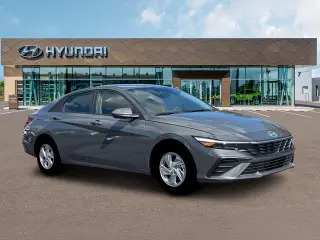 Hyundai ELANTRA 2026 SE Sedán 4p.