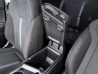 Hyundai ELANTRA 2026 SE 4p Sedan