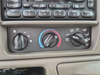 Ford Excursion 2000 4dr Limited 4WD SUV
