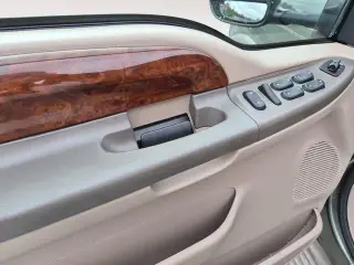 Ford Excursion 2000 4dr Limited 4WD SUV