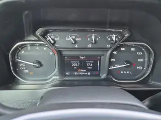GMC Sierra 1500 2020 4x4 SLE 4p. Cabina Completa Estándar 5.8 ft. LB