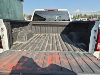 GMC Sierra 1500 2020 4x4 SLE 4p. Cabina Completa Estándar 5.8 ft. LB