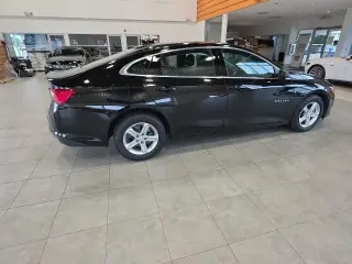Chevrolet Malibu 2024 LT 4p Sedan con 1LT