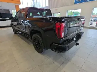 GMC Sierra 1500 2021 4x4 Base 4p Cabina Tripulada 6,6 ft. SB