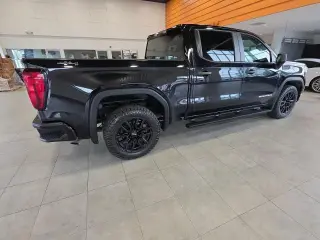 GMC Sierra 1500 2021 4x4 Base 4p Cabina Tripulada 6,6 ft. SB