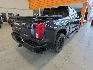 GMC Sierra 1500 2021 4x4 Base 4p Cabina Tripulada 6,6 ft. SB