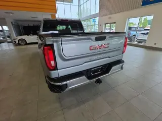 GMC Sierra 1500 2025 4x4 SLT 4p Crew Cab 5.8 ft. CB