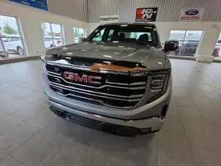 GMC Sierra 1500 2025 4x4 SLT 4p Crew Cab 5.8 ft. CB