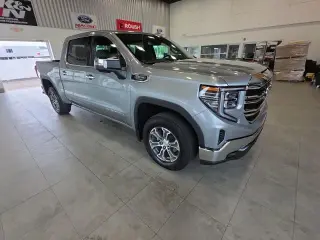 GMC Sierra 1500 2025 4x4 SLT 4p Crew Cab 5.8 ft. CB