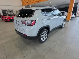 Jeep Compass 2024 4x4 Latitude 4p SUV